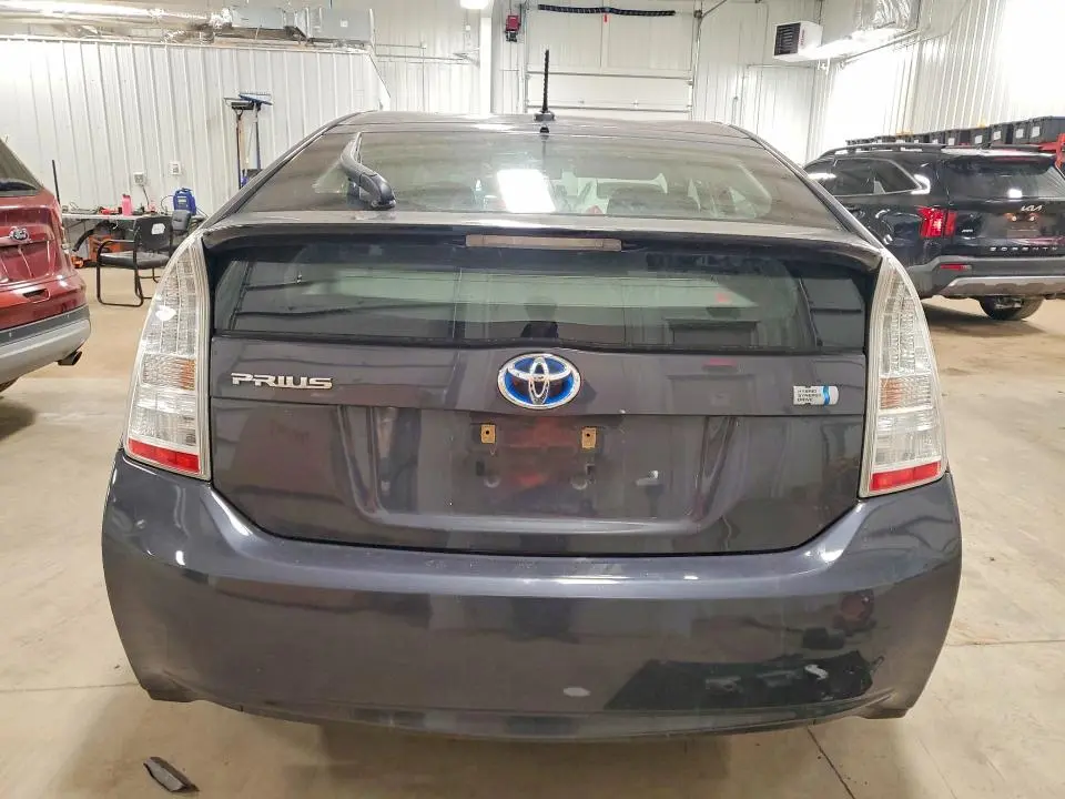 2010 TOYOTA PRIUS II  