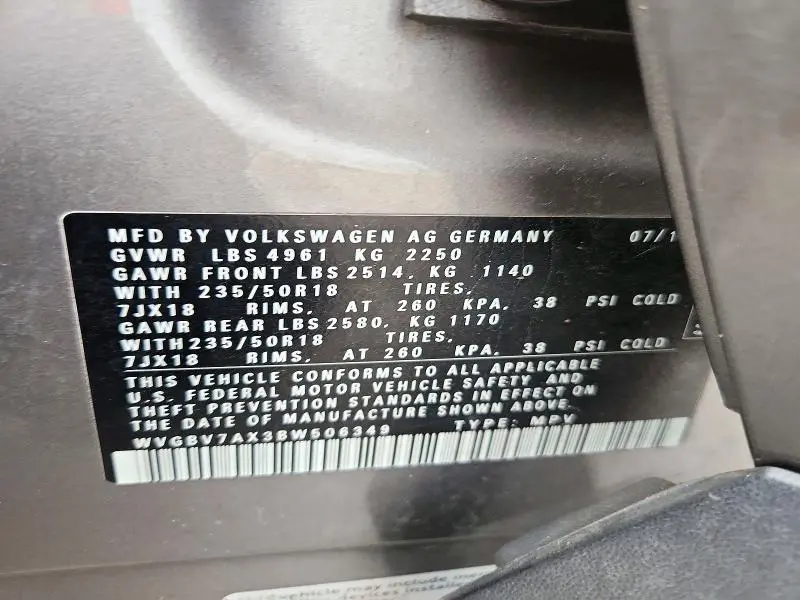 2011 VOLKSWAGEN TIGUAN S  