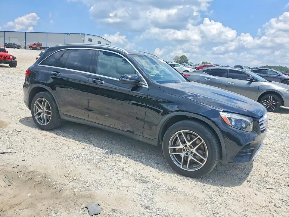 2017 MERCEDES-BENZ GLC 300  