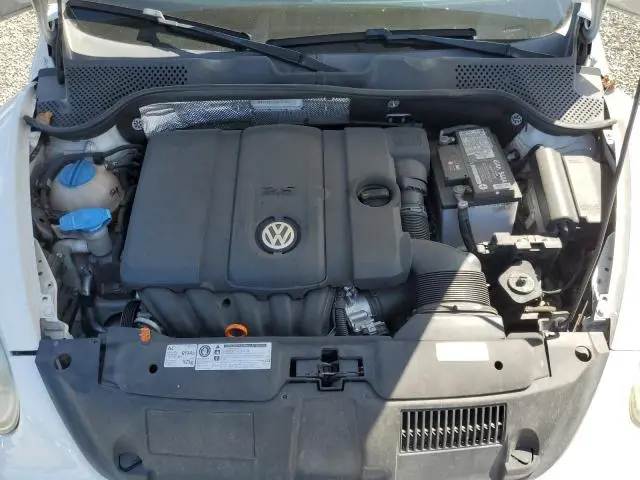 2012 VOLKSWAGEN BEETLE   