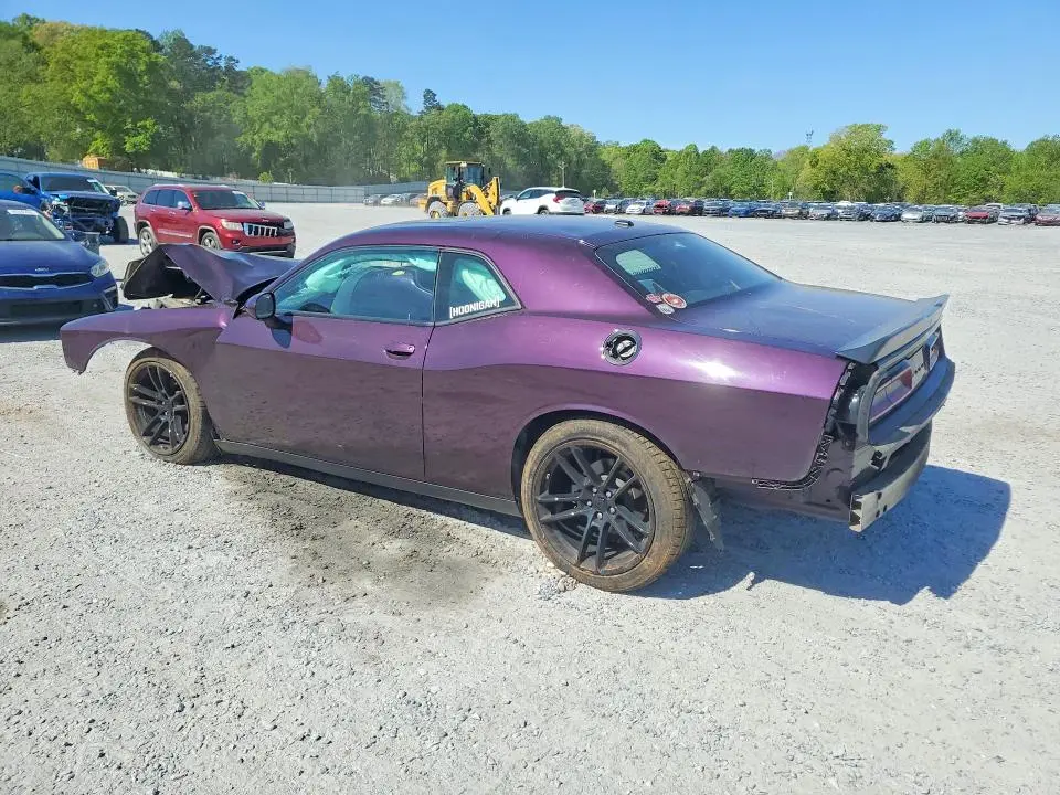 2022 DODGE CHALLENGER SXT  
