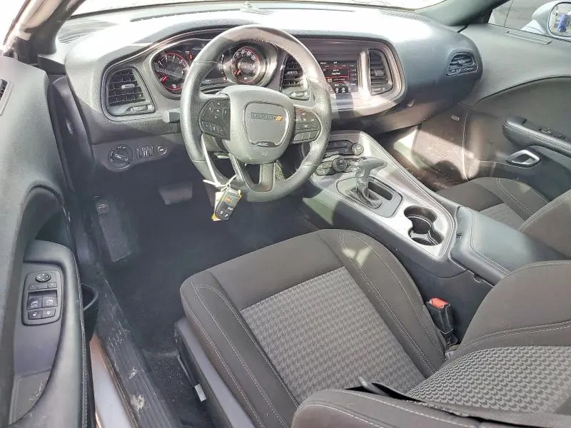 2023 DODGE CHALLENGER SXT  