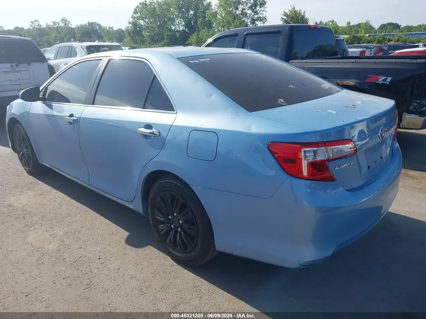2012 TOYOTA CAMRY LE