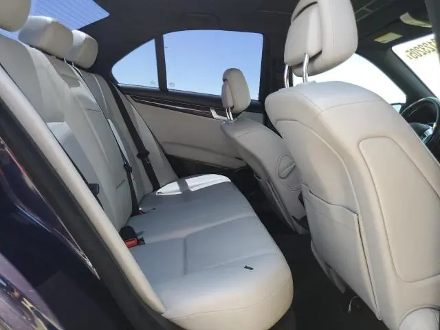 2012 MERCEDES-BENZ C 250  