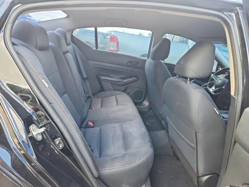 2023 NISSAN ALTIMA SV  