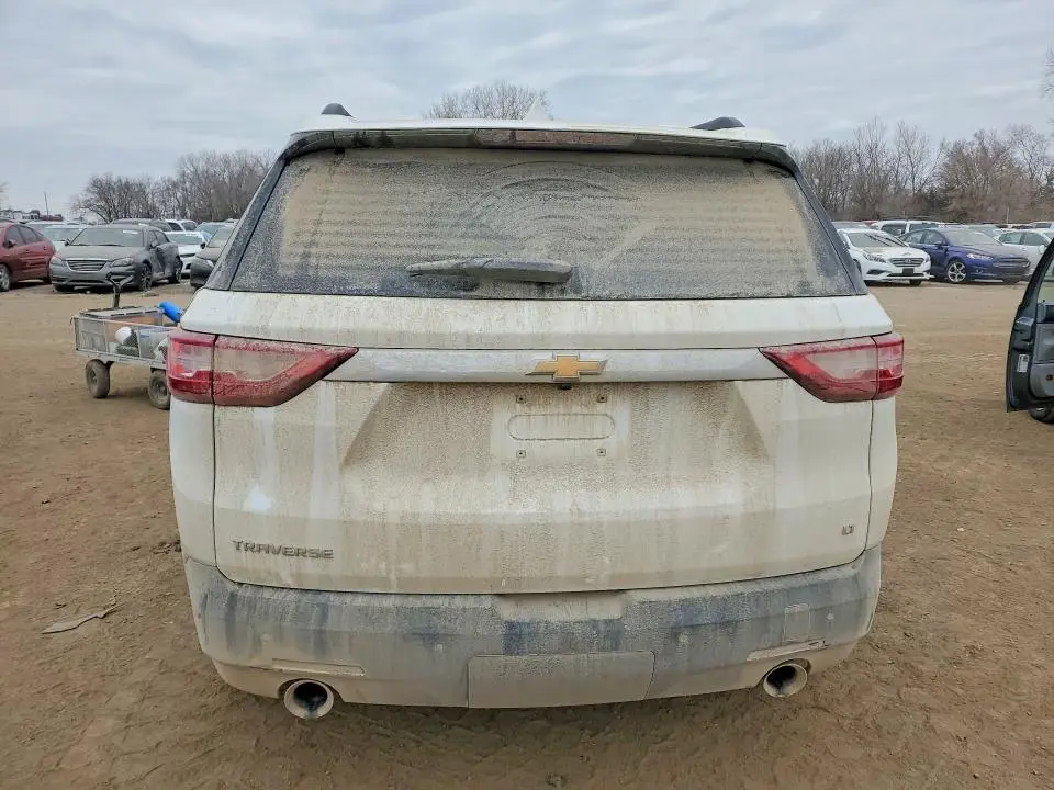 2021 CHEVROLET TRAVERSE LT  