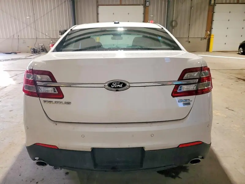 2016 FORD TAURUS SEL  