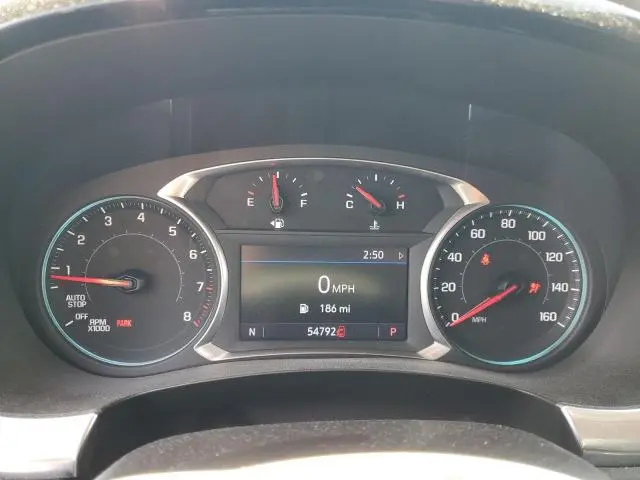 2021 CHEVROLET TRAVERSE LT  