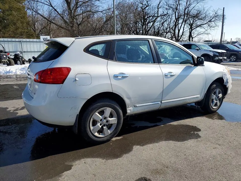 2012 NISSAN ROGUE S  