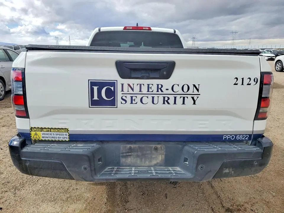 2022 NISSAN FRONTIER S  