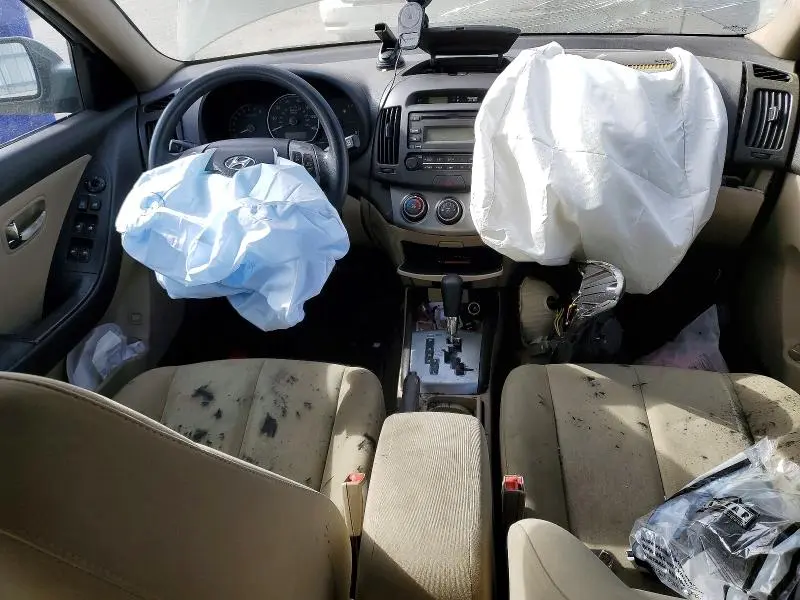 2010 HYUNDAI ELANTRA GLS  