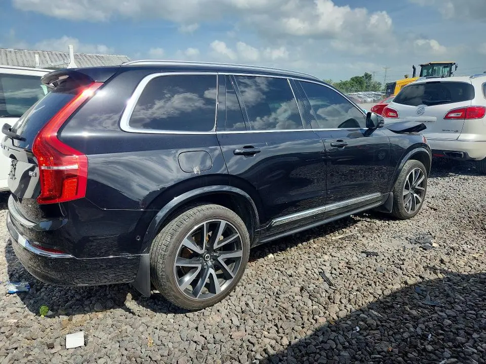 2023 VOLVO XC90 PLUS  