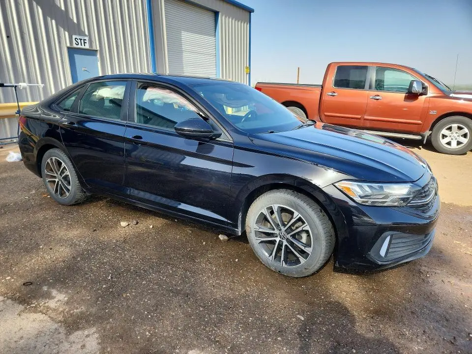2022 VOLKSWAGEN JETTA SPORT  