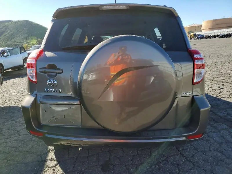 2011 TOYOTA RAV4 LIMITED  