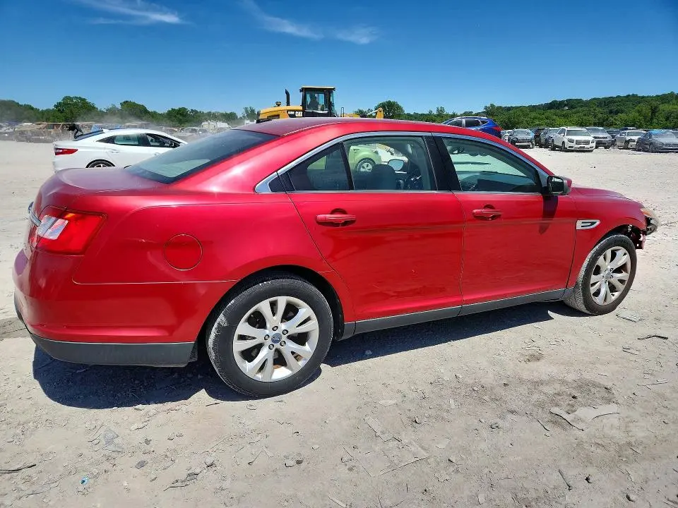 2010 FORD TAURUS SEL  