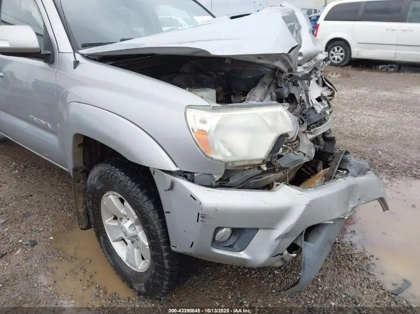 2015 TOYOTA TACOMA BASE V6