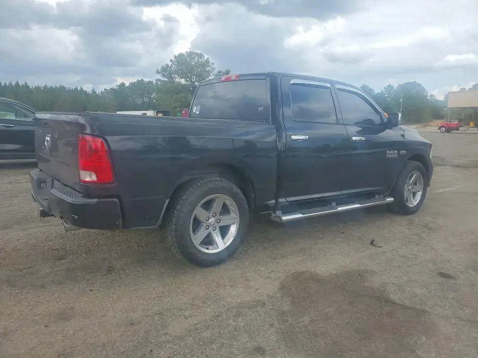 2014 RAM 1500 ST  