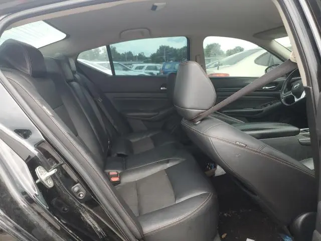 2021 NISSAN ALTIMA SR  