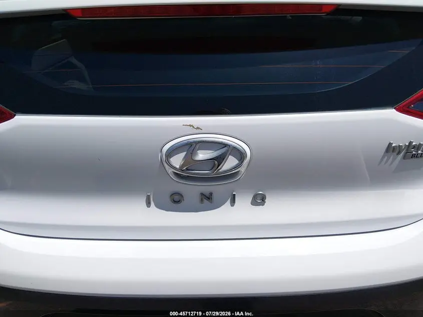 2018 HYUNDAI IONIQ HYBRID BLUE