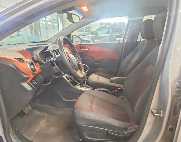 2014 CHEVROLET SONIC LT  