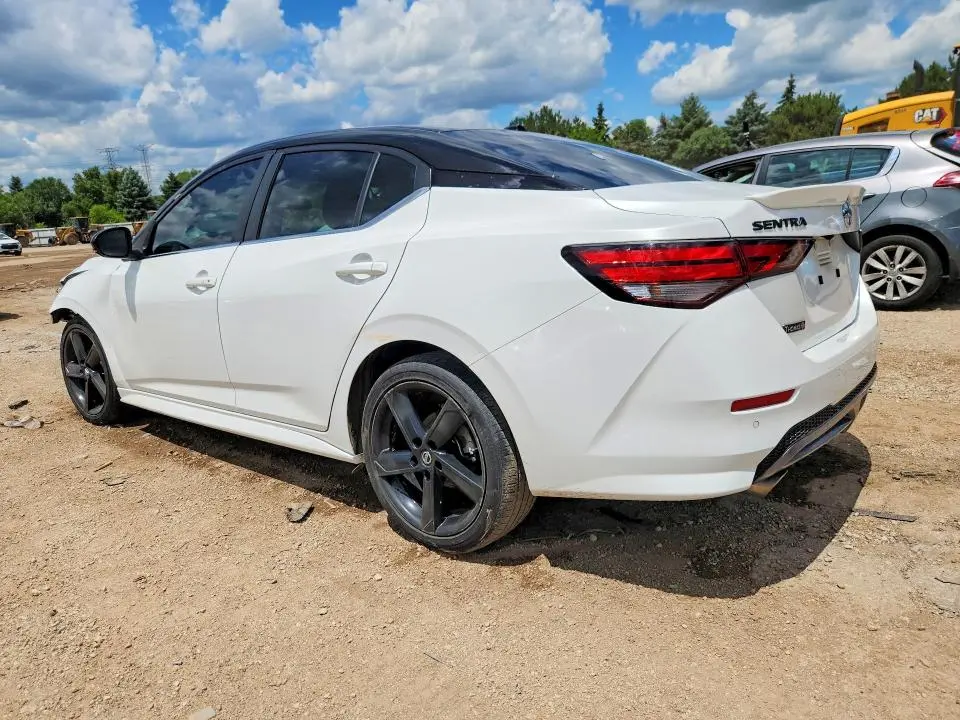 2022 NISSAN SENTRA SR  