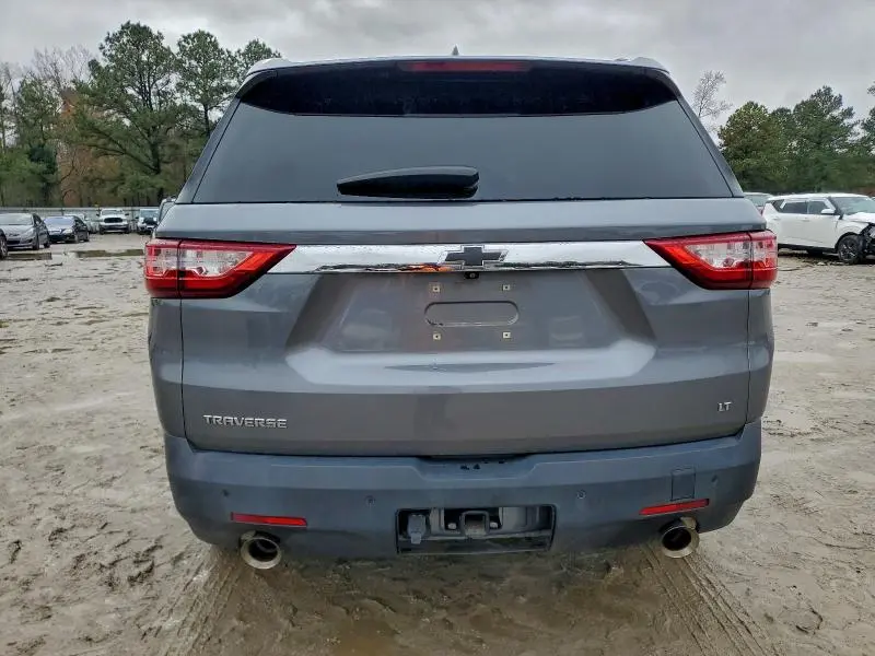 2020 CHEVROLET TRAVERSE LT  