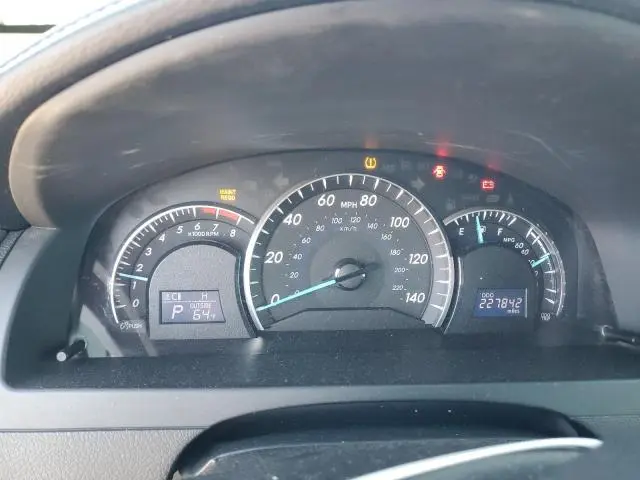 2012 TOYOTA CAMRY BASE  