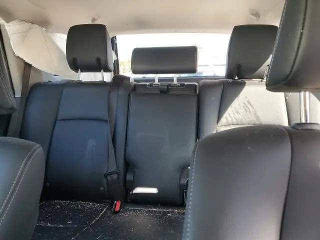 2023 TOYOTA 4RUNNER SE  