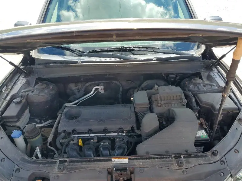 2012 HYUNDAI SANTA FE GLS  