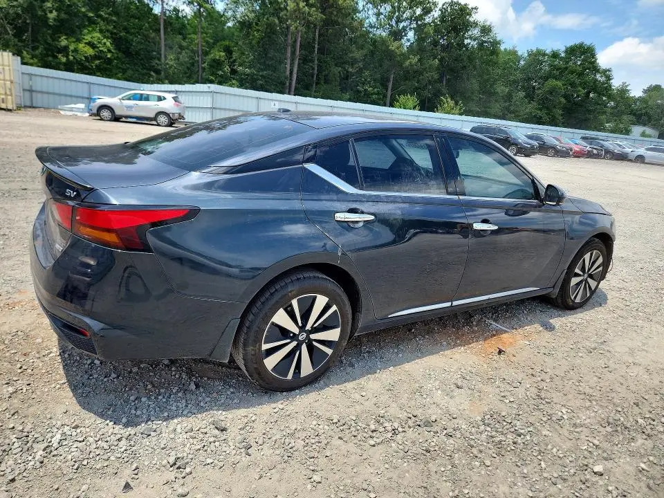 2019 NISSAN ALTIMA SV  