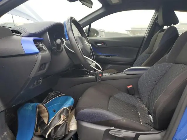 2020 TOYOTA C-HR XLE  