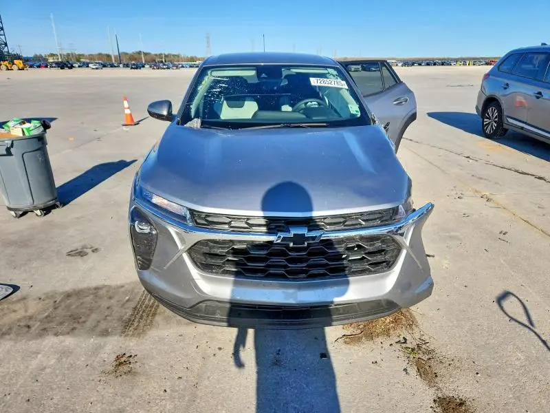 2025 CHEVROLET TRAX LS  