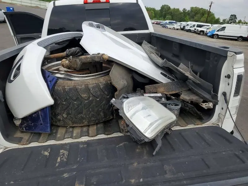 2017 GMC SIERRA K2500 DENALI  
