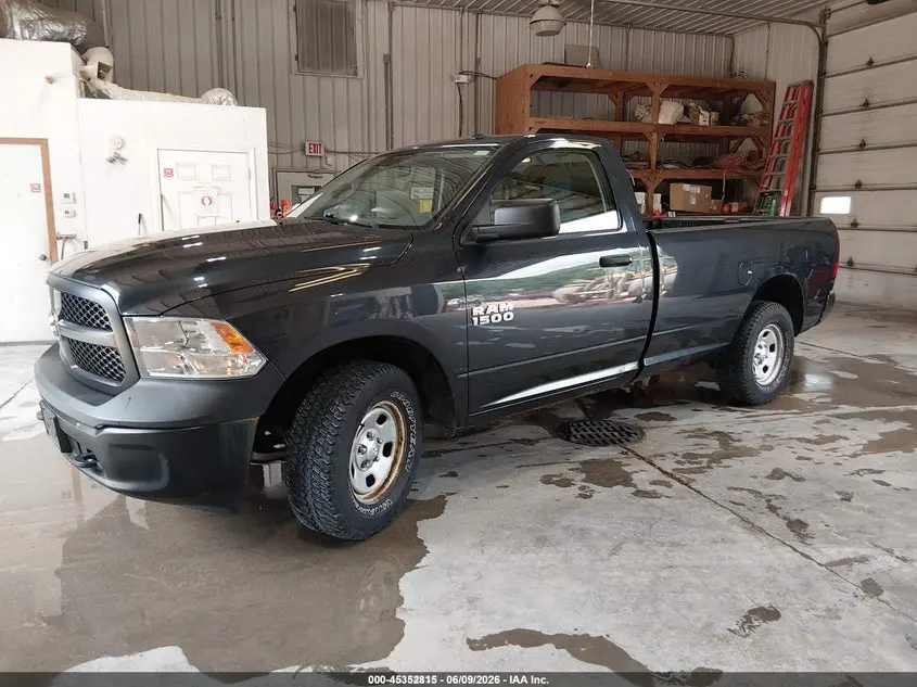 2017 RAM 1500 TRADESMAN  4X4 8' BOX
