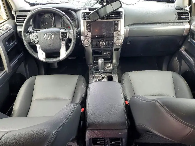 2024 TOYOTA 4RUNNER SR5 PREMIUM  