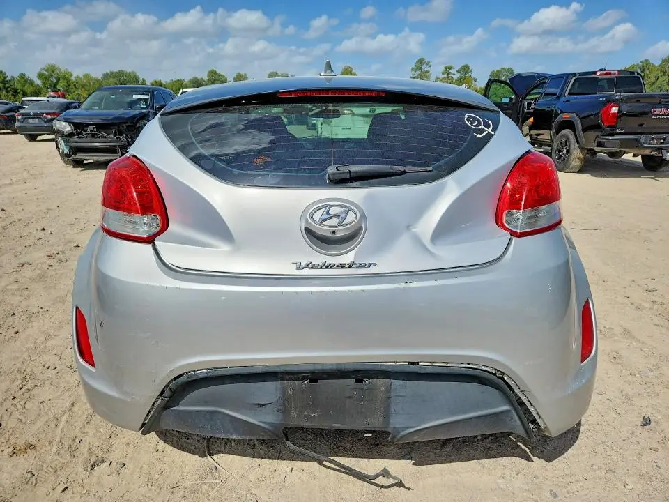 2017 HYUNDAI VELOSTER BASE  