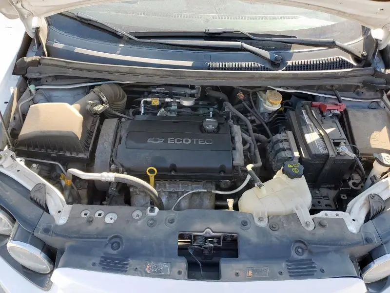 2016 CHEVROLET SONIC LT  