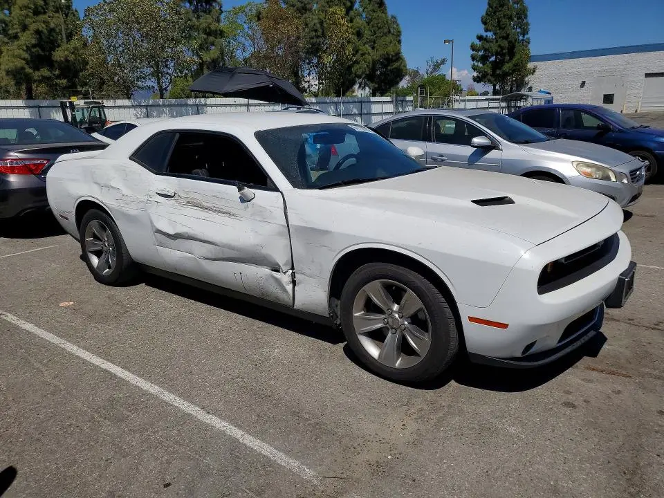 2019 DODGE CHALLENGER SXT  
