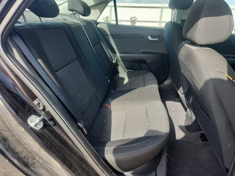 2022 KIA RIO S  