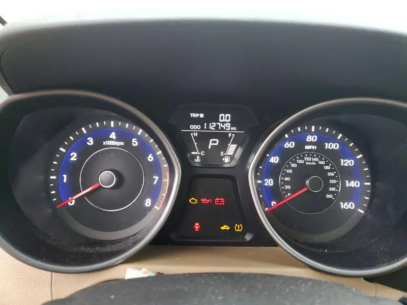 2013 HYUNDAI ELANTRA GLS  