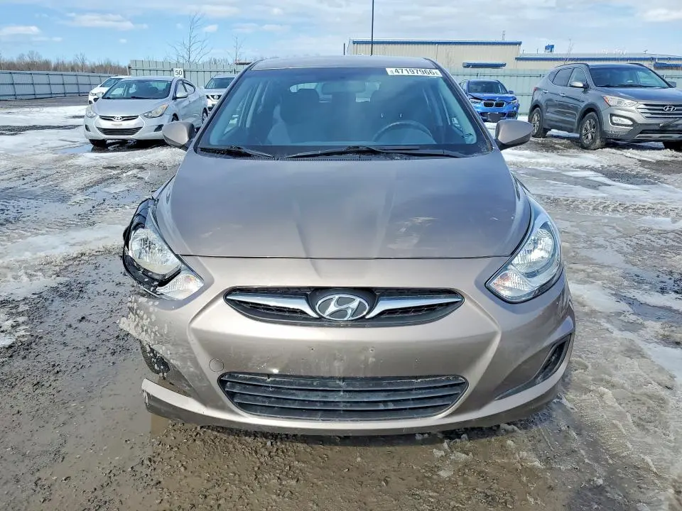 2013 HYUNDAI ACCENT GS  