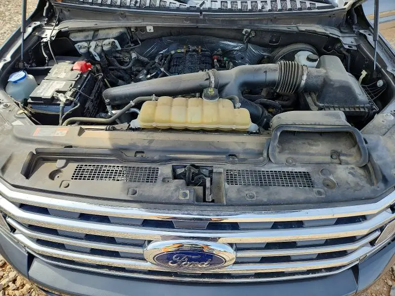 2021 FORD EXPEDITION XLT  