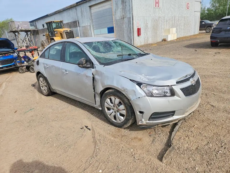 2014 CHEVROLET CRUZE LS  