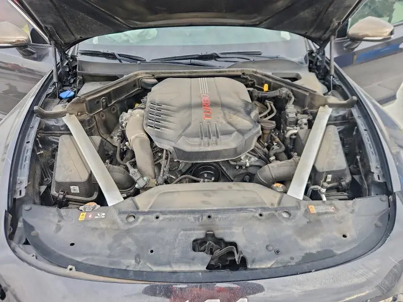 2022 KIA STINGER GT1  