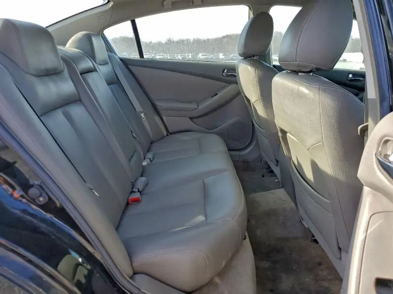 2010 NISSAN ALTIMA BASE  