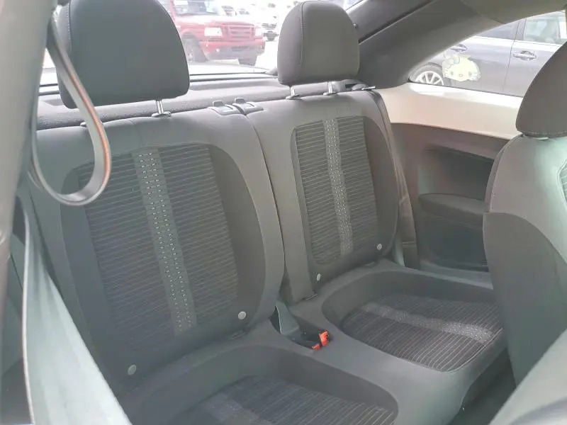 2012 VOLKSWAGEN BEETLE TURBO  