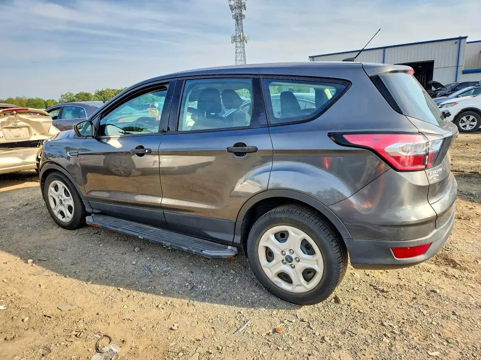 2017 FORD ESCAPE S  