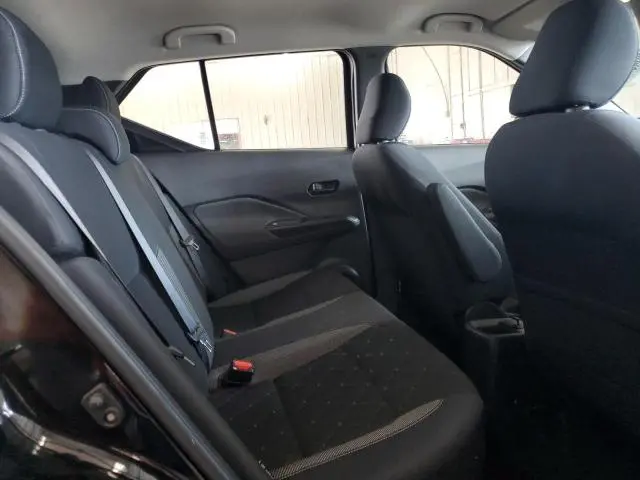 2020 NISSAN KICKS S  