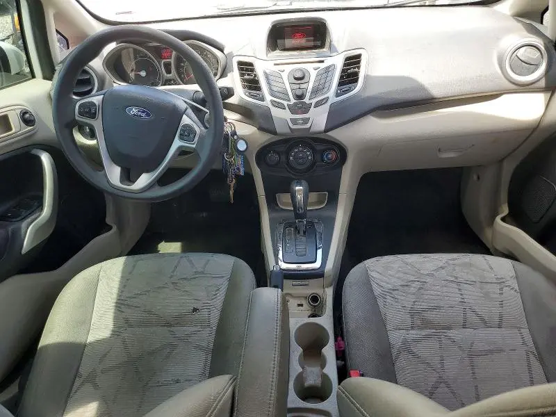 2013 FORD FIESTA SE  