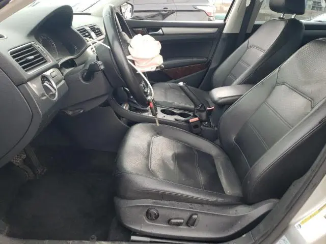 2014 VOLKSWAGEN PASSAT S  